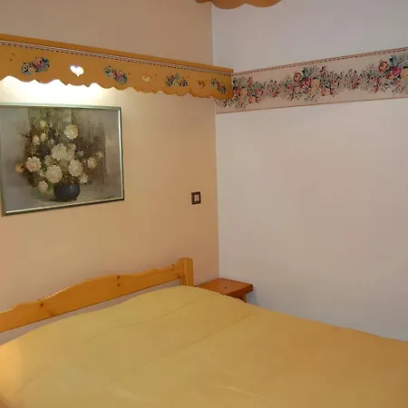 Apartmán Casa-le Chargalon N° 11 *